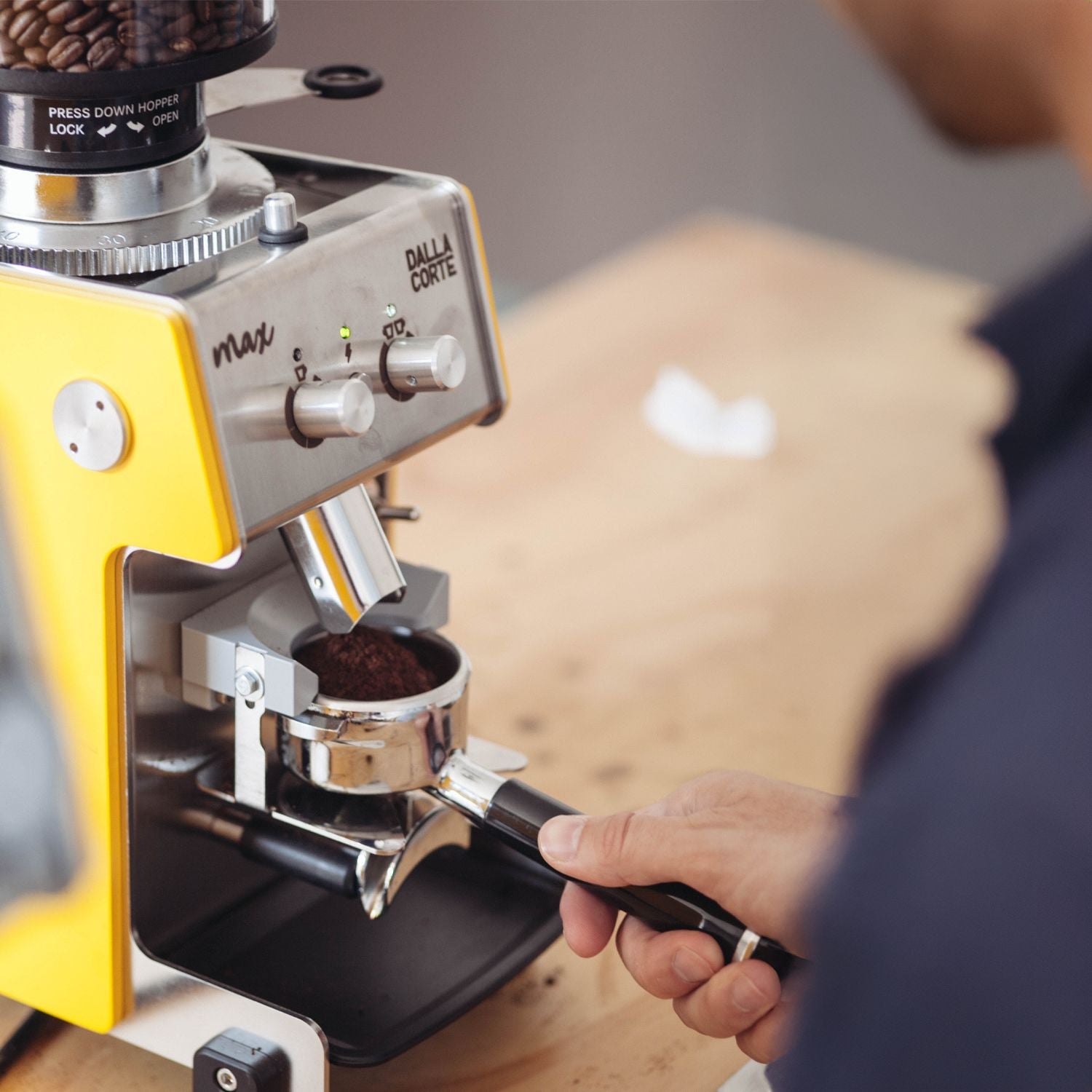 Earth Roastery | Equipment | Max Grinder
